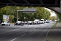 LKW blieb unter Bruecke haengen Koeln Ehrenfeld Innere Kanalstr Hornstr P006